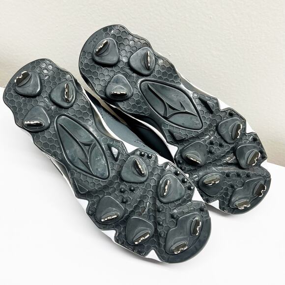 NEW Mizuno Women's Gray 9-Spike Swift 6 Low Metal Softball Cleats Shoes Size 6.5 - Picture 6 of 7